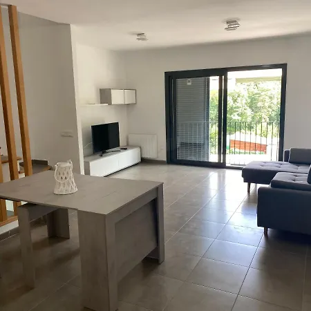Ample House With Views In Front Of Baells Reservoir Sant Jordi de Cercs Exterior foto