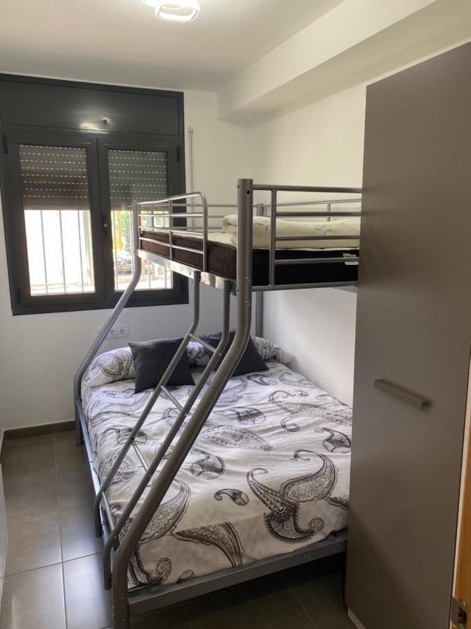 Ample House With Views In Front Of Baells Reservoir Casa vacanze